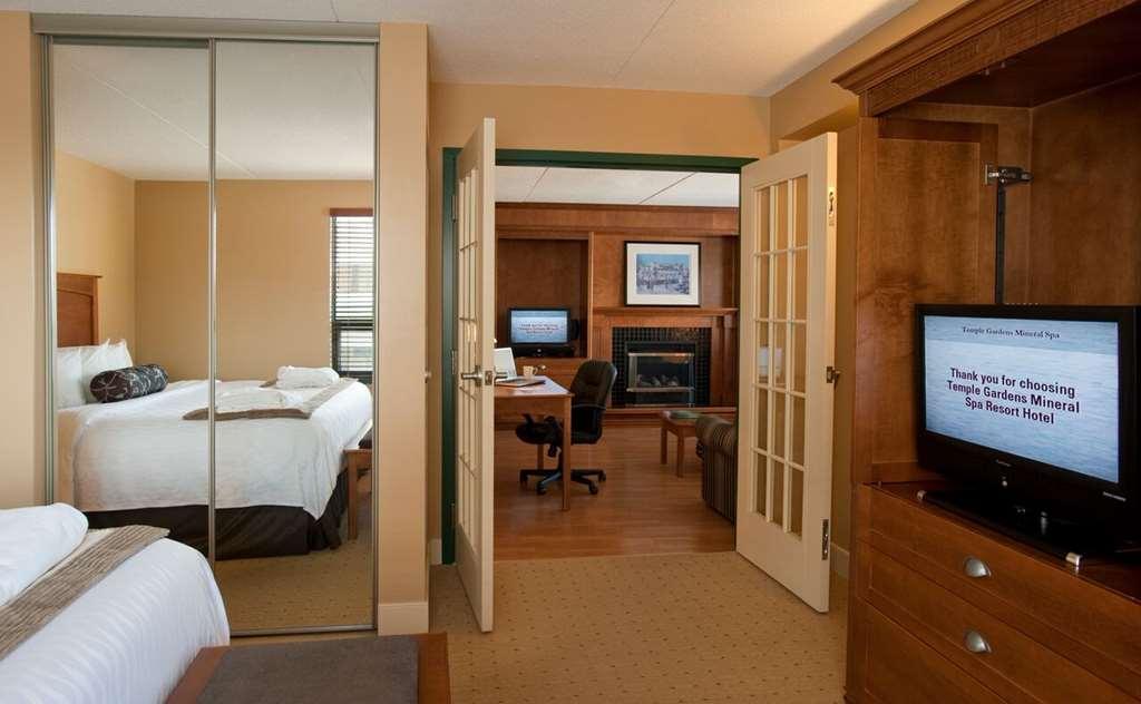 Temple Gardens Hotel & Spa Moose Jaw Pokój zdjęcie